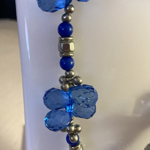 NWOT - EsMar Silvertone Sapphire Blue Crystal Necklace & Matching Earrings - Picture 9 of 12